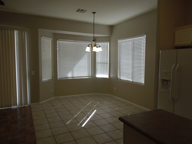 Building Photo - 12717 W Earll Dr