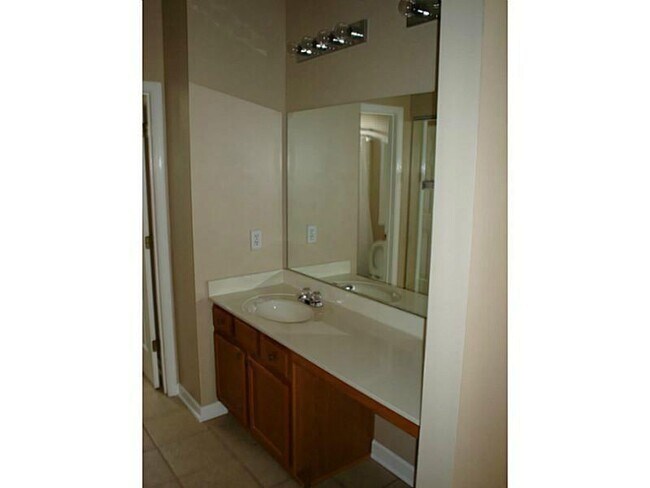 Building Photo - 972 Windcroft Cir NW