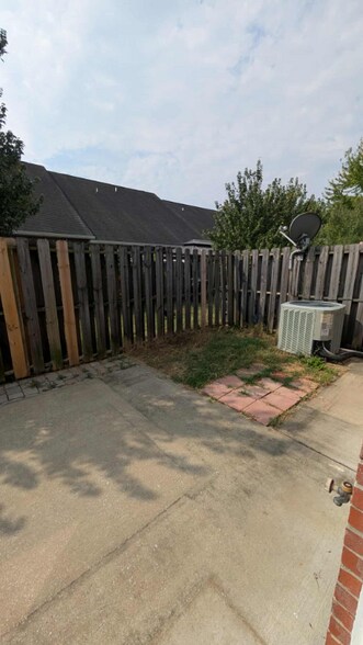 Building Photo - 3011 Whitland Crossing Dr