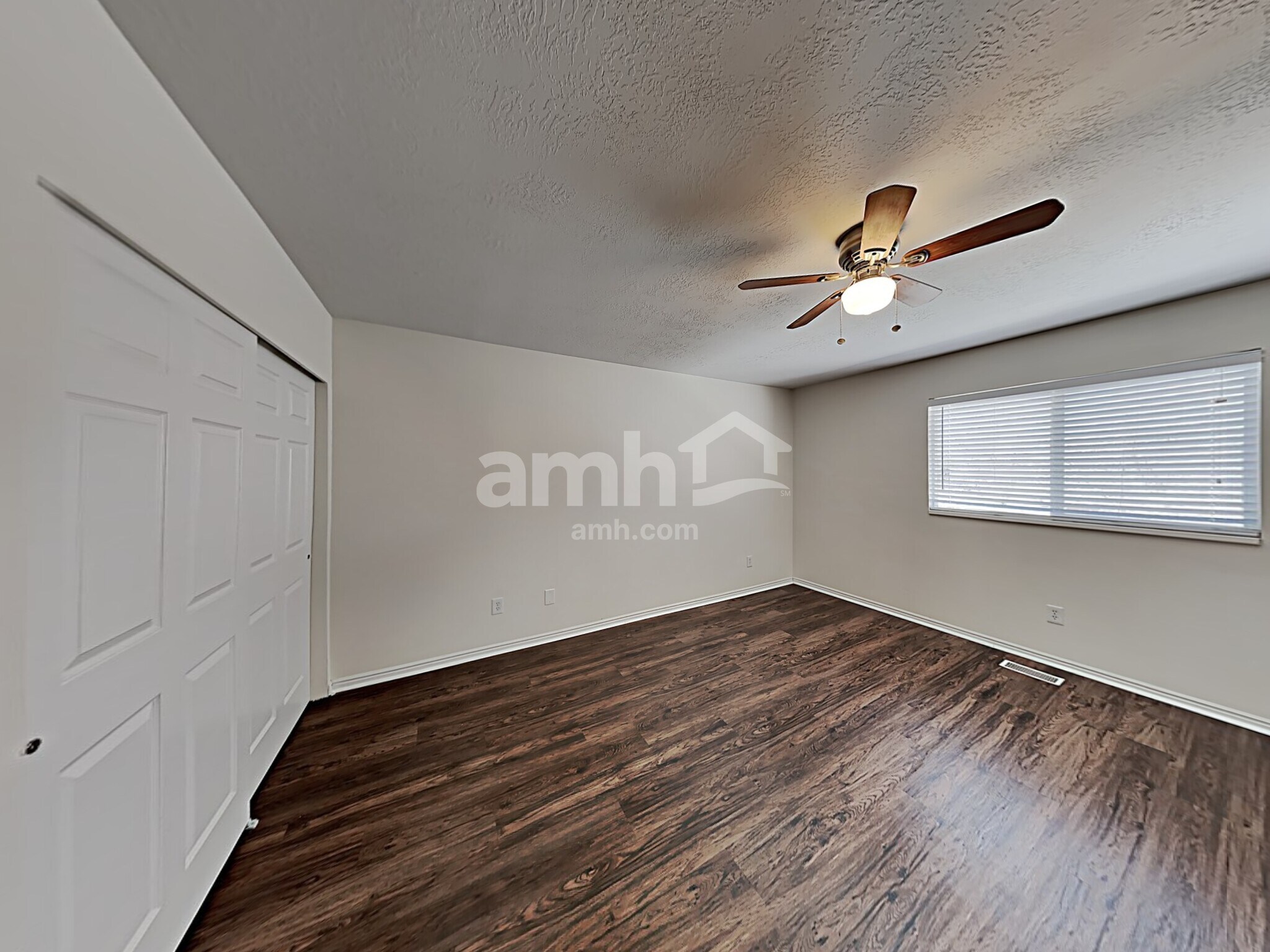 Building Photo - 368 W 13165 S