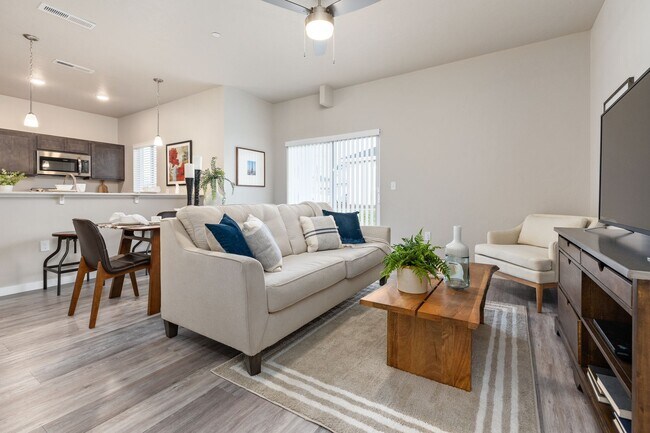 Building Photo - Wilson Creek Townhomes! Move In By 7/31 & ...