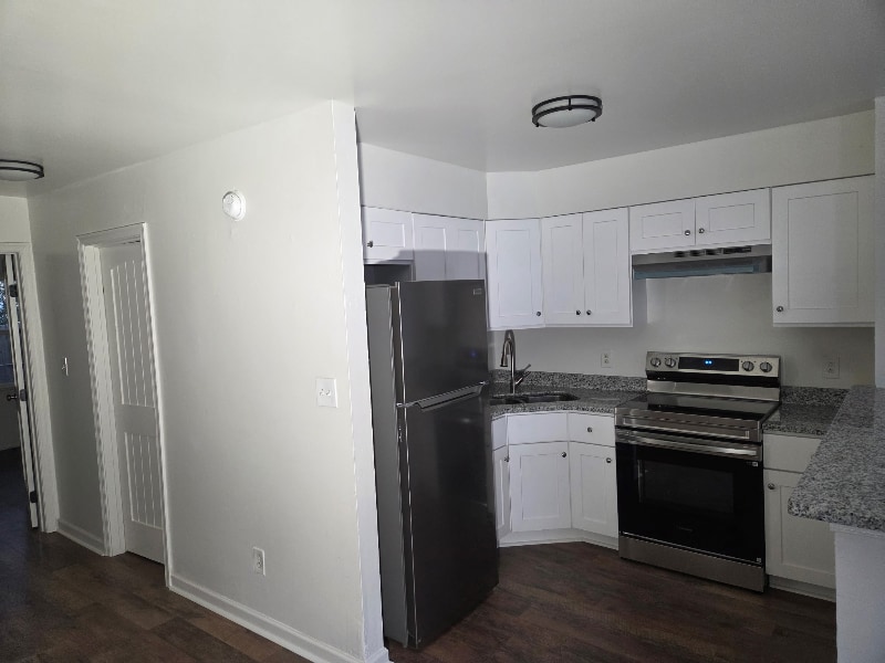 Building Photo - 1012 W 36th St