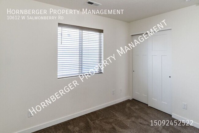 Building Photo - 10612 W Salmonberry