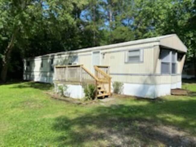 Primary Photo - Newly Remodeled Trailer - Close to New Riv...