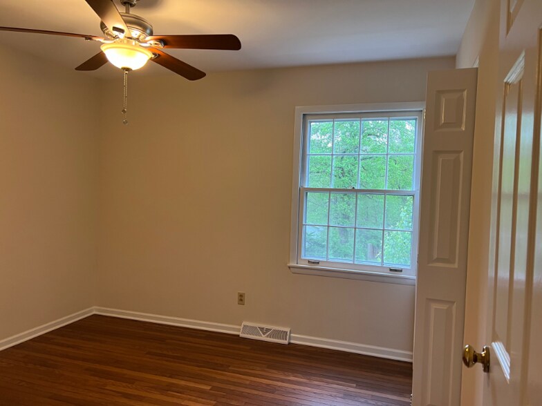 Building Photo - 264 Ridge Trail Dr