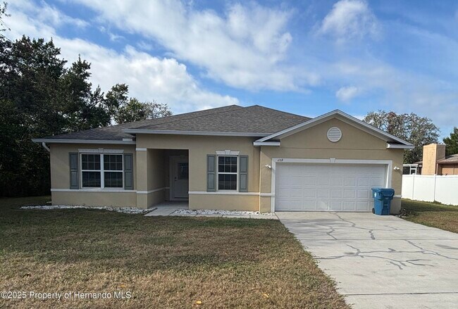 Primary Photo - 1159 MacFarlane Ave