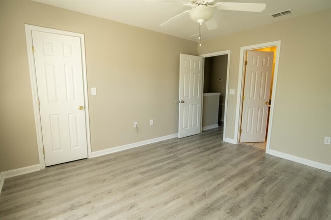 Building Photo - 2774 Hartsfield Rd