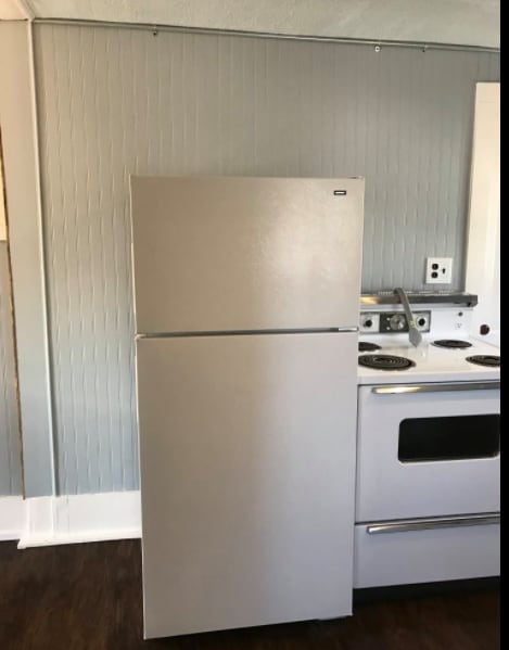 kitchen - 206 N Main St