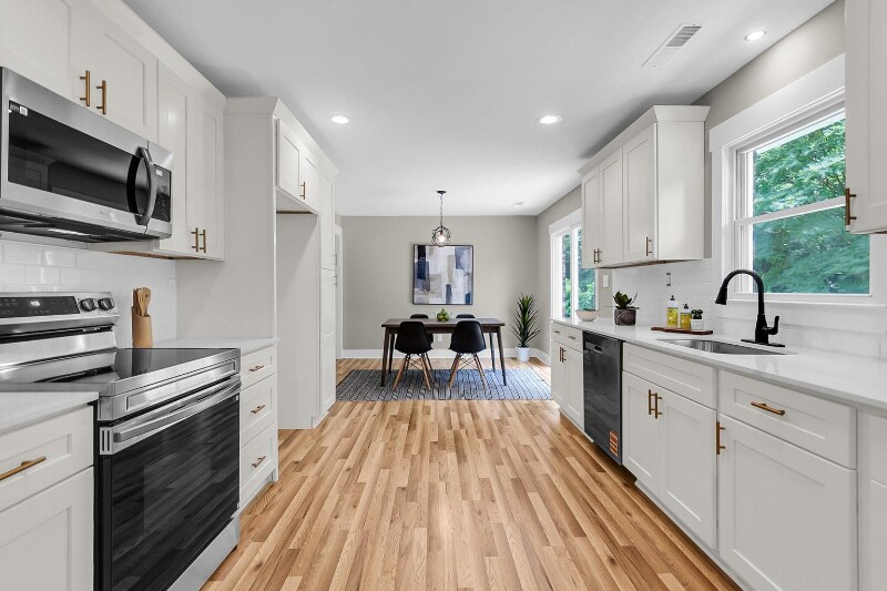 Building Photo - 6305 Lucille Dr