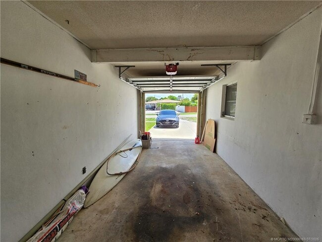 Building Photo - 2648 Rockcrest Ct