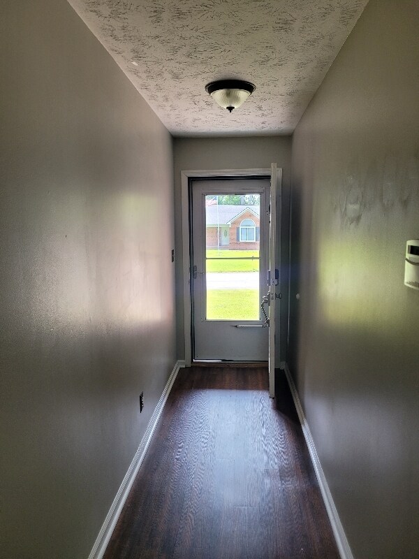 Building Photo - 309 Sparrow Dr