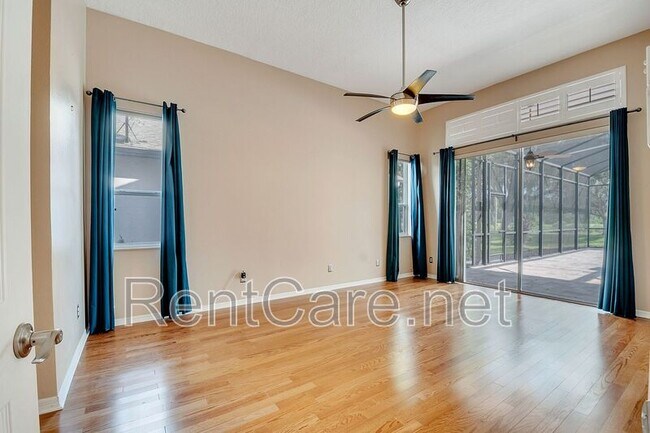 Building Photo - 219 Isle of Sky Cir