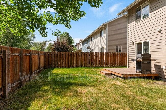 Building Photo - 306 Golden Valley Dr
