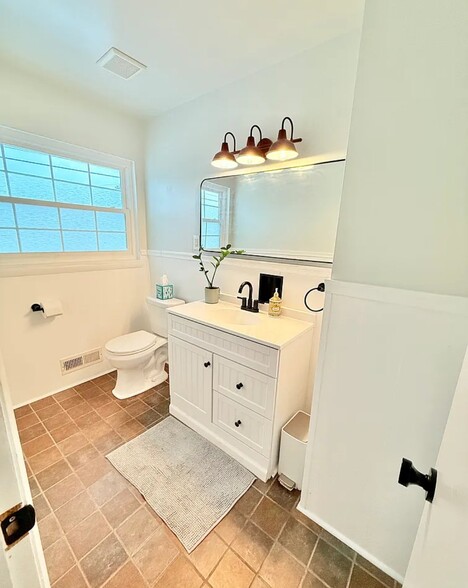 Building Photo - 3512 Gamage Dr