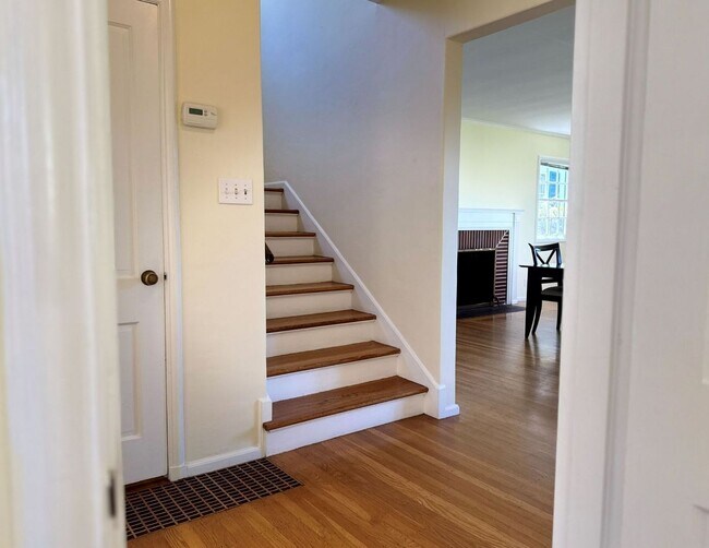 Building Photo - This is a Berkeley Lifestyle. | 3BR | 1.5BA | 1,450 SF | Just Steps from Campus