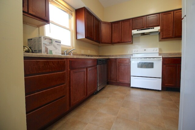 Building Photo - 645 N 24th-