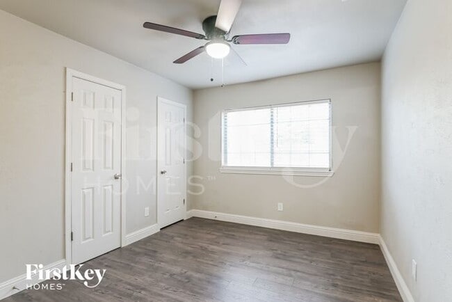 Building Photo - 804 Courson Dr