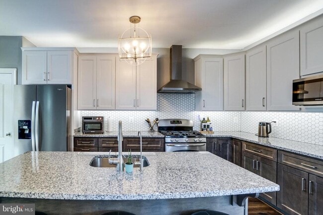 Building Photo - 955 Herons Run Ln