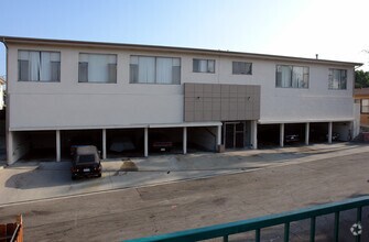 Building Photo - 809 Flora Drive