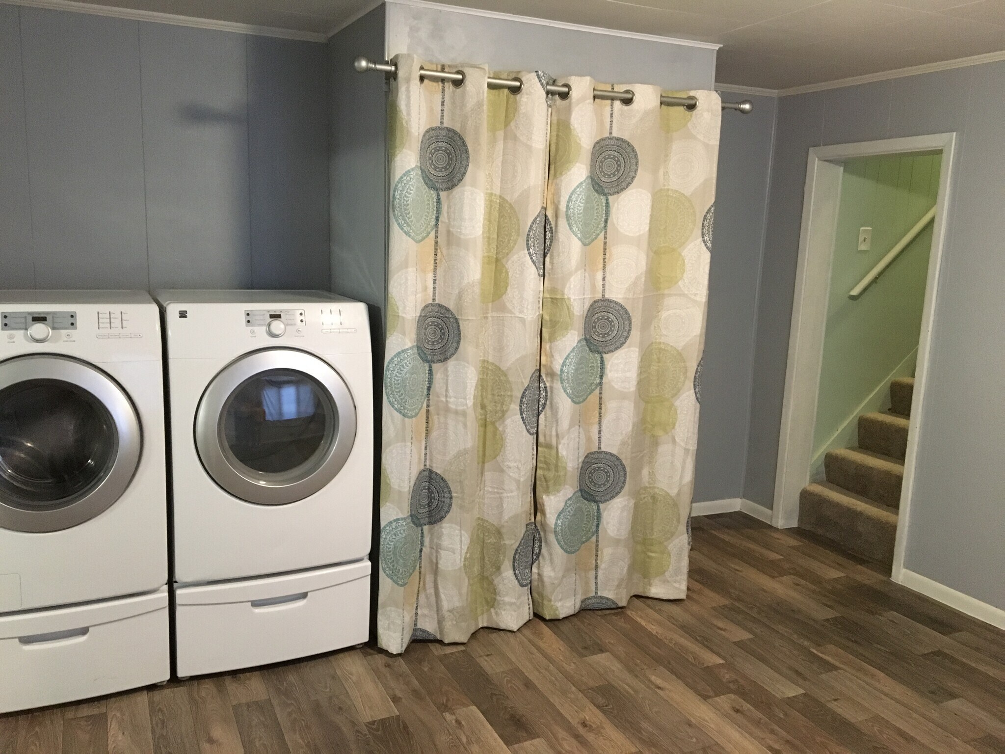 Building Photo - 1120 5th Avenue