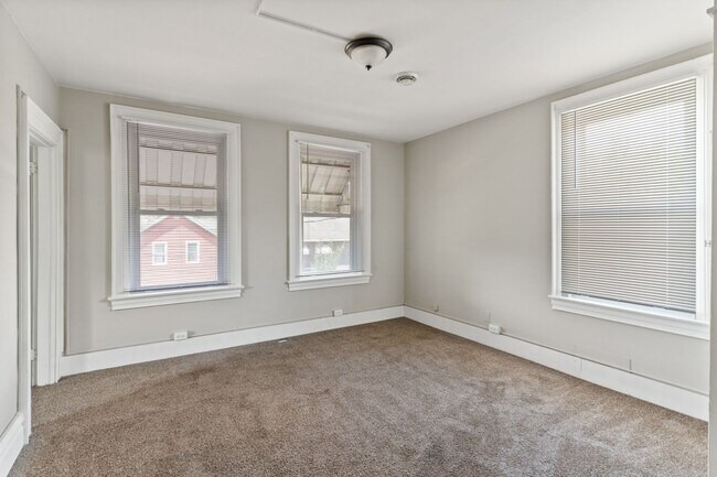 Building Photo - 416 First St_BT