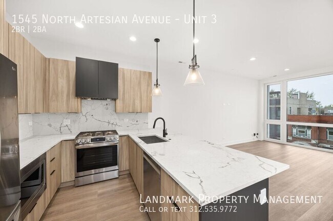 Building Photo - 1545 N Artesian Ave