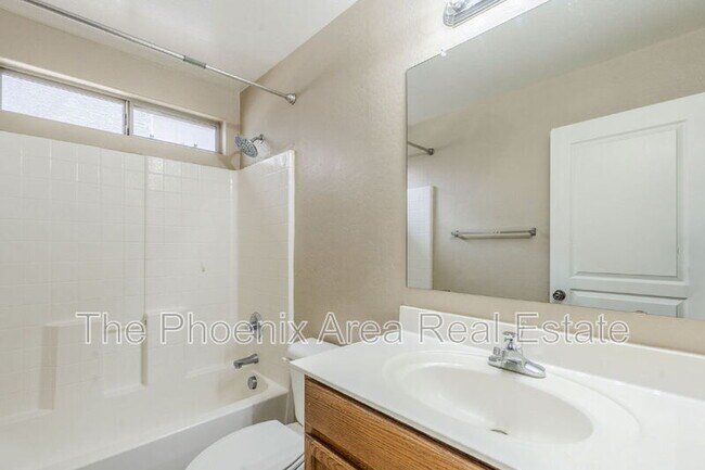 Primary Photo - 3686 W Goldmine Mountain Dr