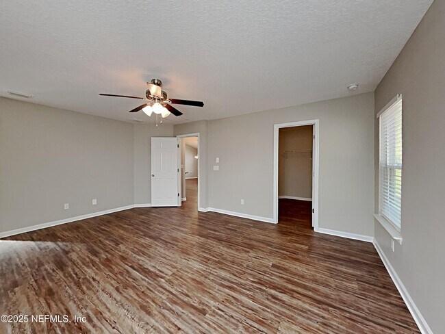 Building Photo - 12667 Sheffield Walk Ln