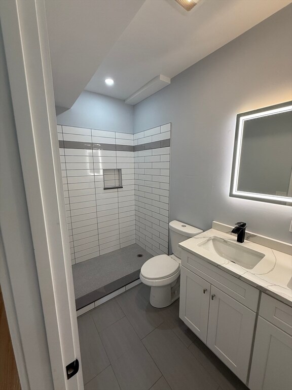 Building Photo - 8 Ford St