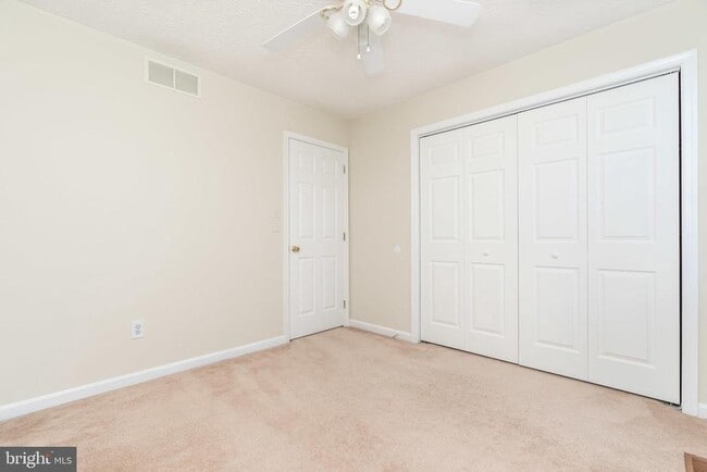 Building Photo - 1402 Spring Plow Ct