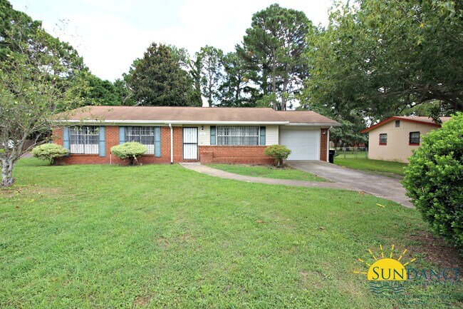 Primary Photo - Nice 3 Bedroom Home in Fort Walton Beach