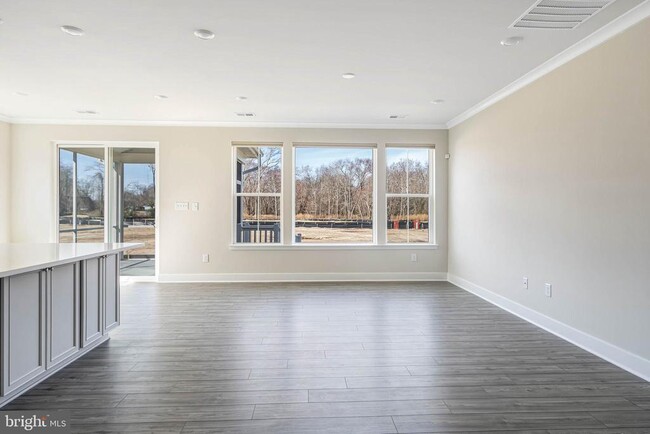 Building Photo - 31515 Deep Pond Ln