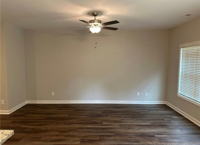 Building Photo - 703 Georgetown Cir