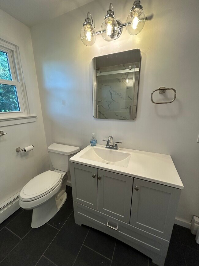 Building Photo - 1244 Snyder Rd