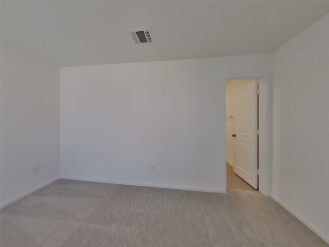 Building Photo - 3017 Fantasy Ter Dr