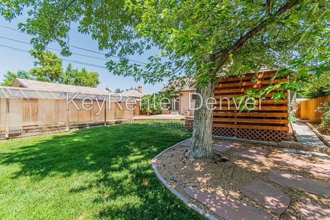 Building Photo - 4423 S Elati St