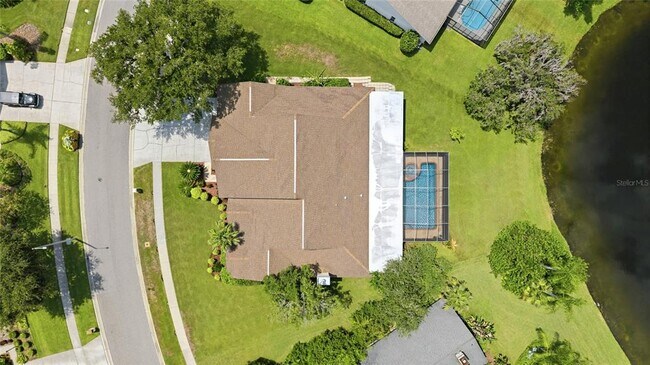 Building Photo - 6513 Thoroughbred Loop