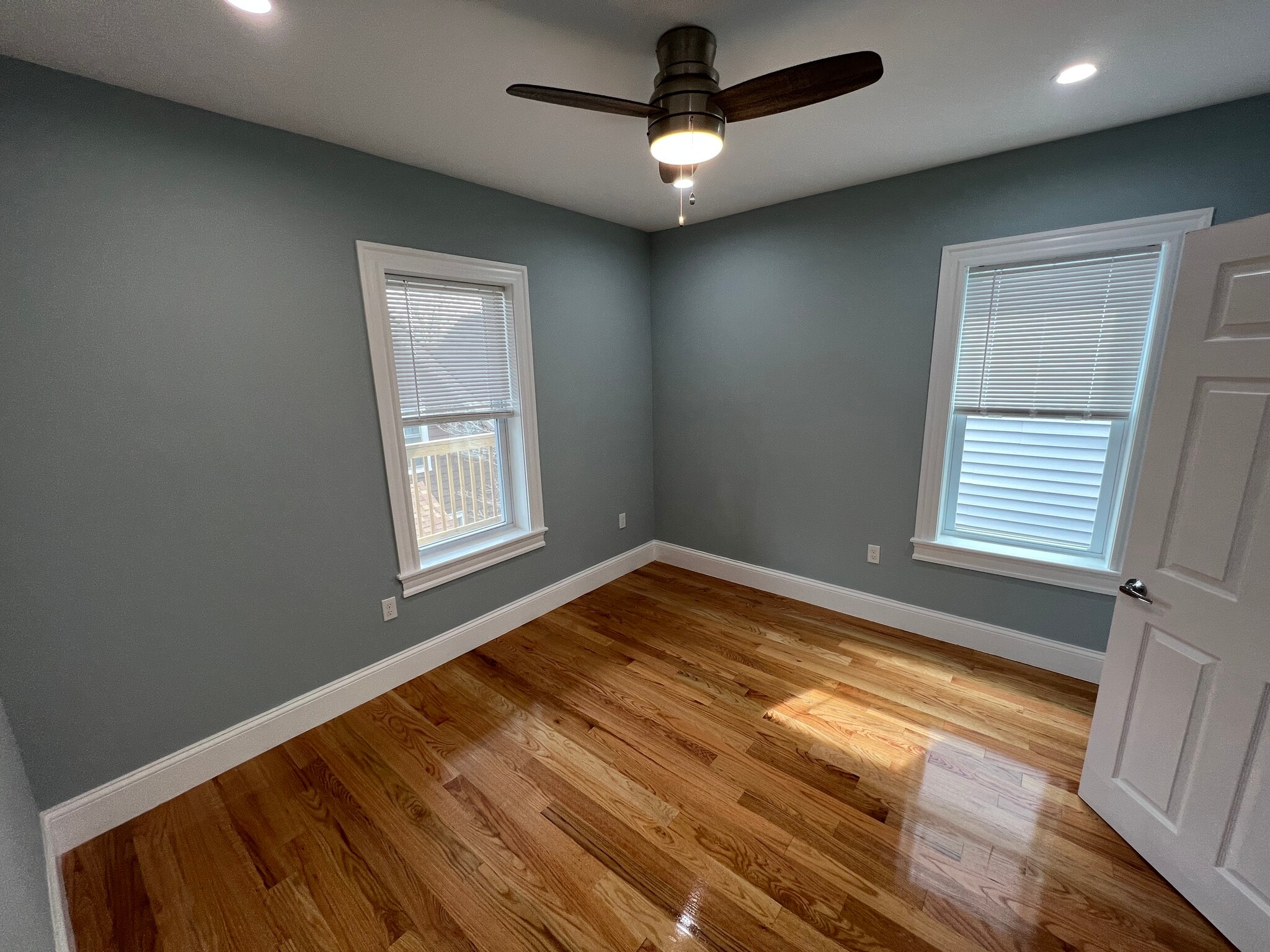 Building Photo - 15 Harold St