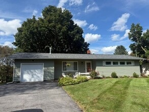 Building Photo - 383 Northfield Way