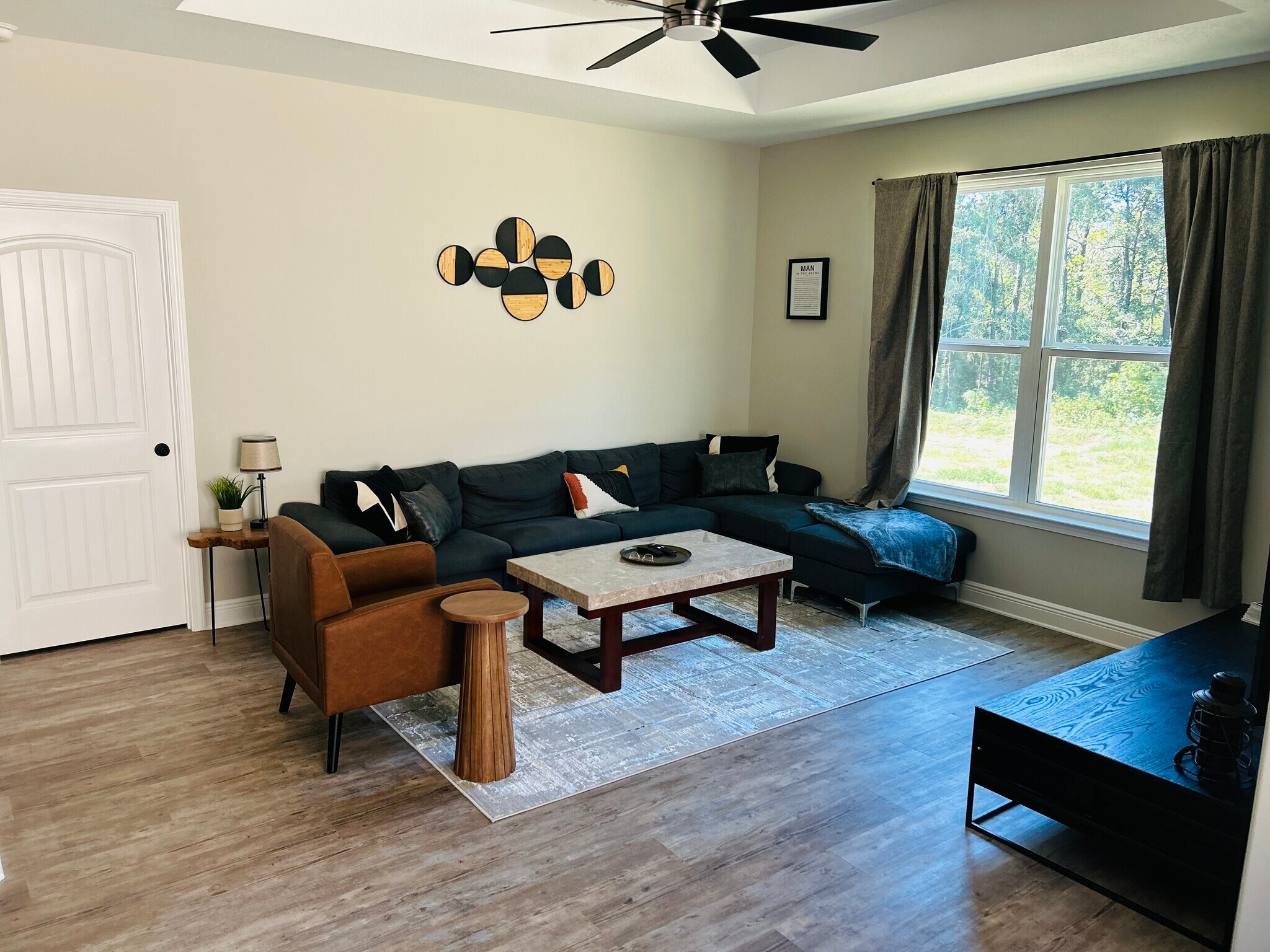 Building Photo - 5991 Born Dr