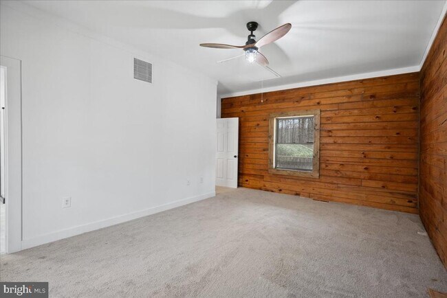 Building Photo - 2200 Blanchard Pl