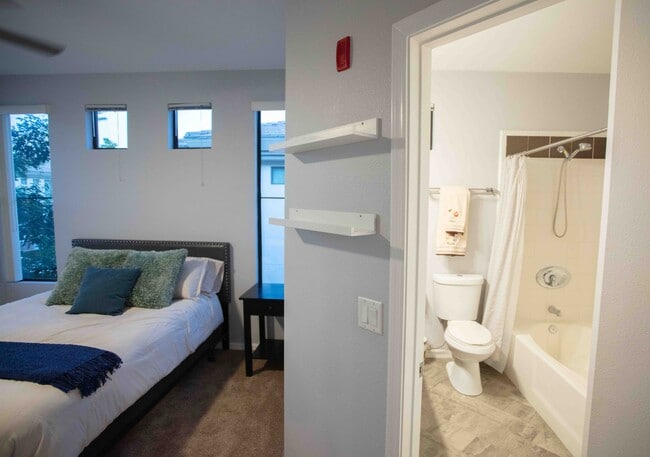 Building Photo - 6900 E Princess Dr