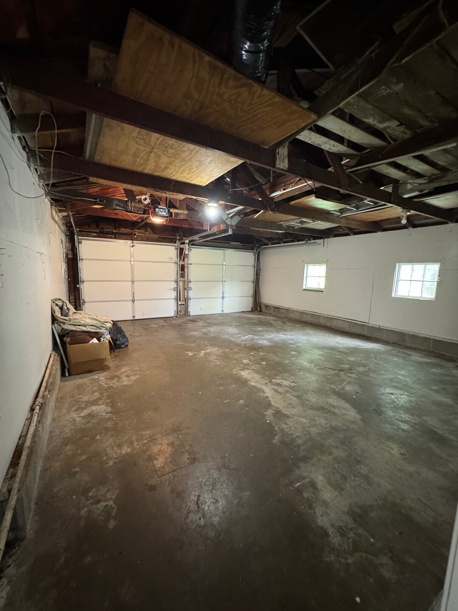 Building Photo - 5624 US Highway 60 W