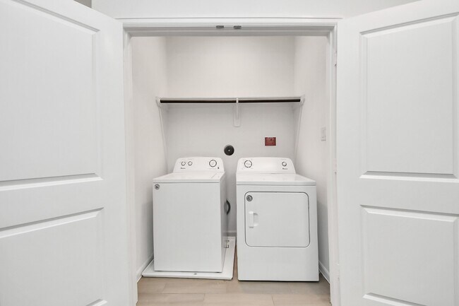 Building Photo - 22658 Sutherland Bend Ln