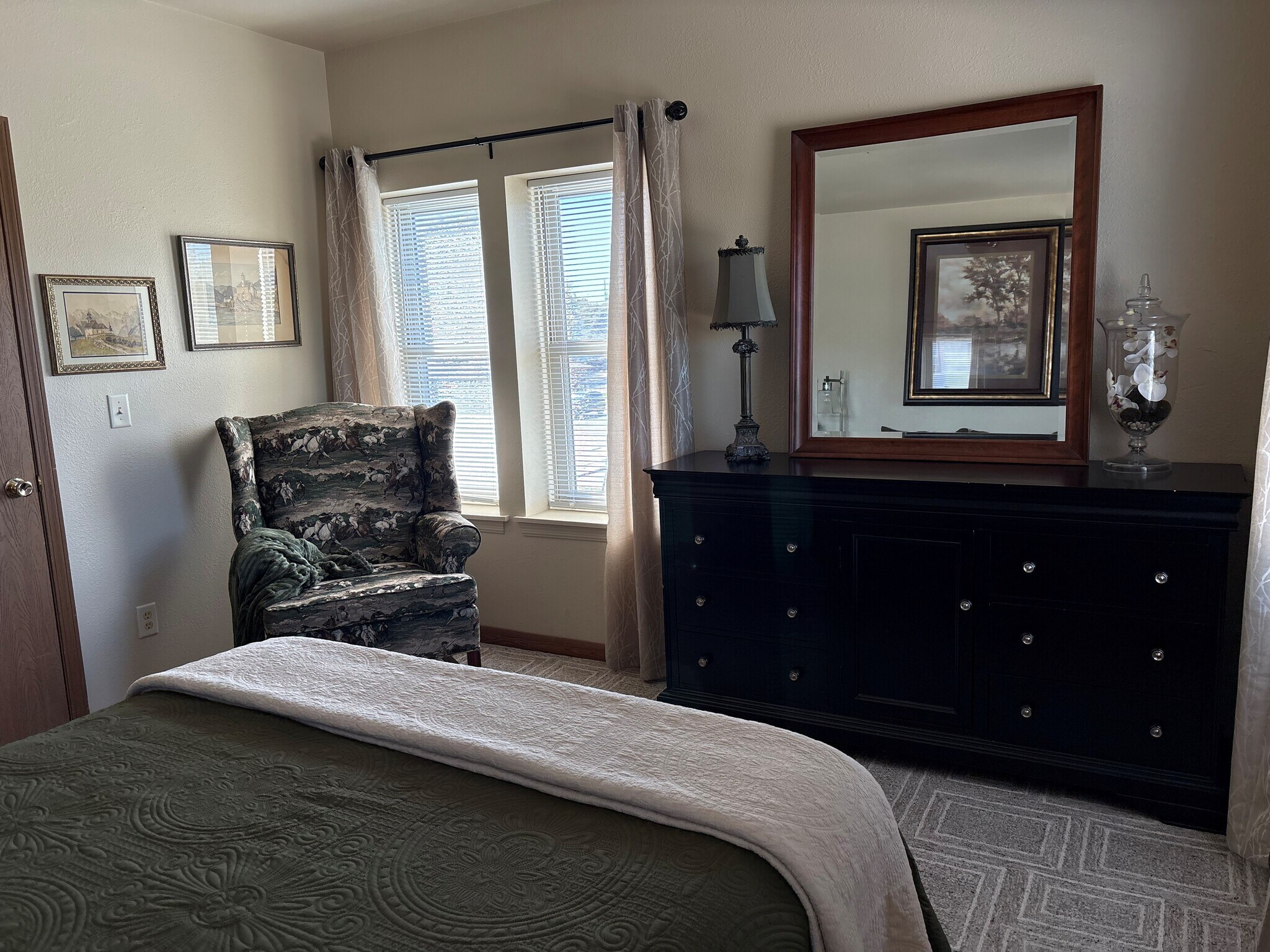 MSTR BEDROOM - 125 W Main St