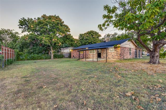 Building Photo - 4401 Tiptop St
