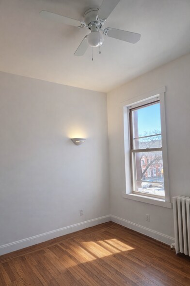 Building Photo - 1900 Aliceanna St