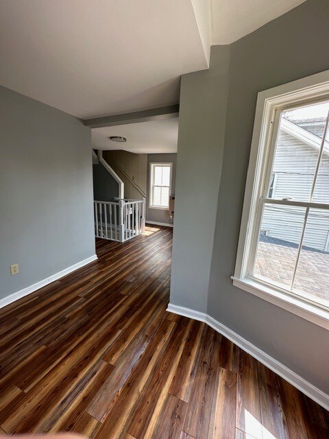 Building Photo - 55 Chase St