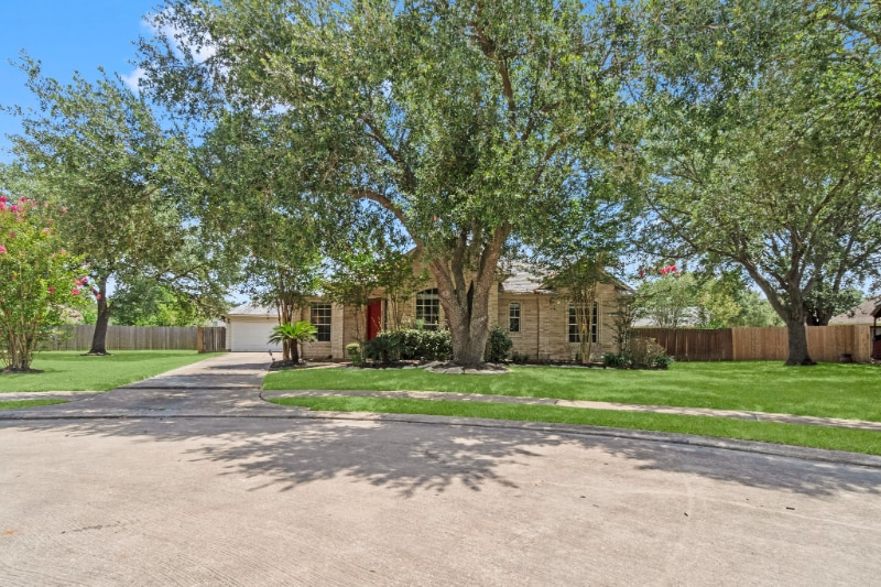 Building Photo - 6310 Briar Cross Ct