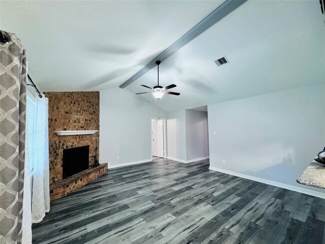 Building Photo - 3934 Thistlewood Dr